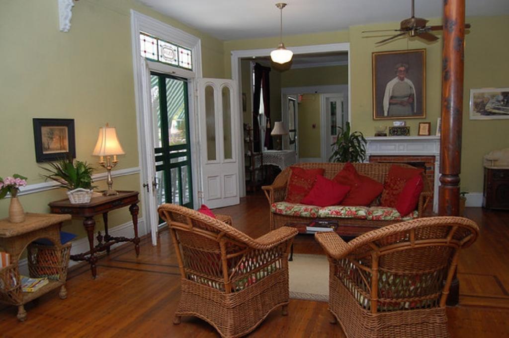 The Chalfonte Hotel Cape May Eksteriør billede